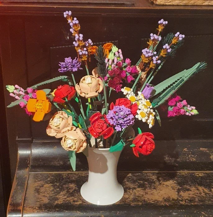 _lego-flowers.jpg